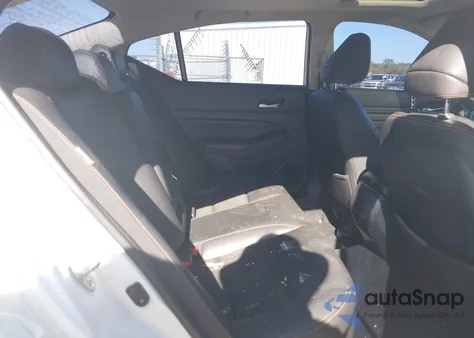 2019 Nissan Altima 2.5 Sr z USA, uszkodzony, nr VIN 1N4BL4CV5KN316925